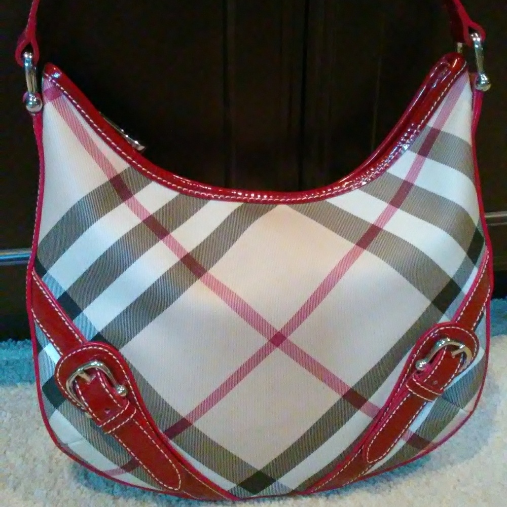 Burberry Nova Check Shoulder Bag